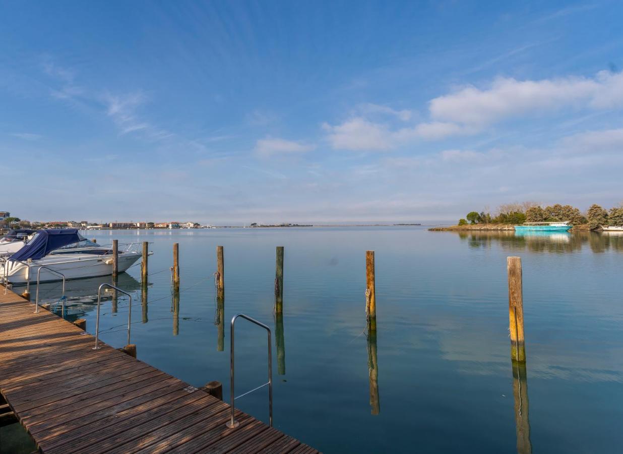 Casa Di Annika - Vista Laguna E Parcheggio Privato グラード エクステリア 写真